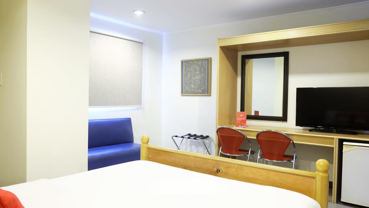 Paranaque City Zen Rooms Ninoy Aquino Airport מראה חיצוני תמונה