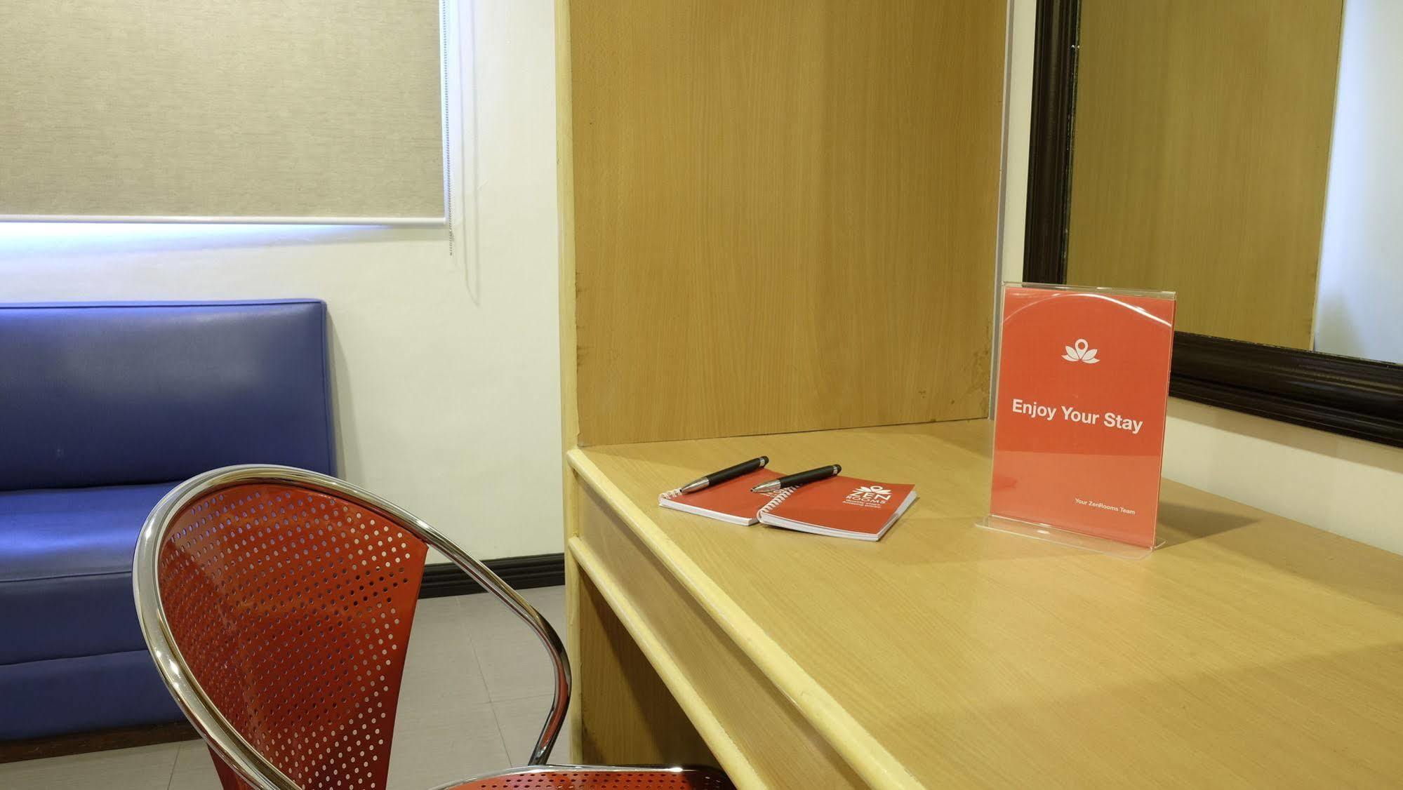 Paranaque City Zen Rooms Ninoy Aquino Airport מראה חיצוני תמונה